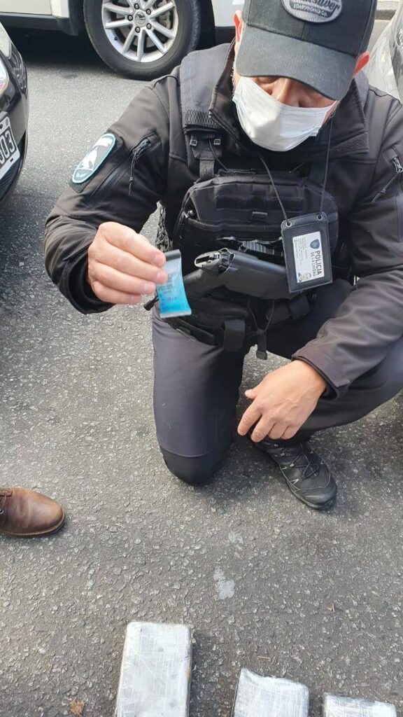 Incautan más de 10 kilos de cocaína en Balvanera: dos detenidos