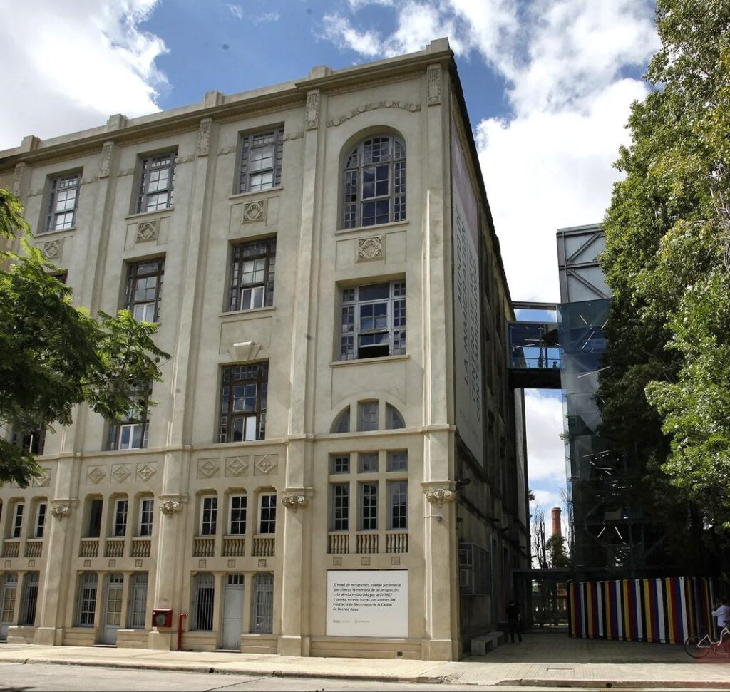 Plan para el finde: visita al emblemático Hotel de Innmigrantes de la Ciudad de Buenos Aires